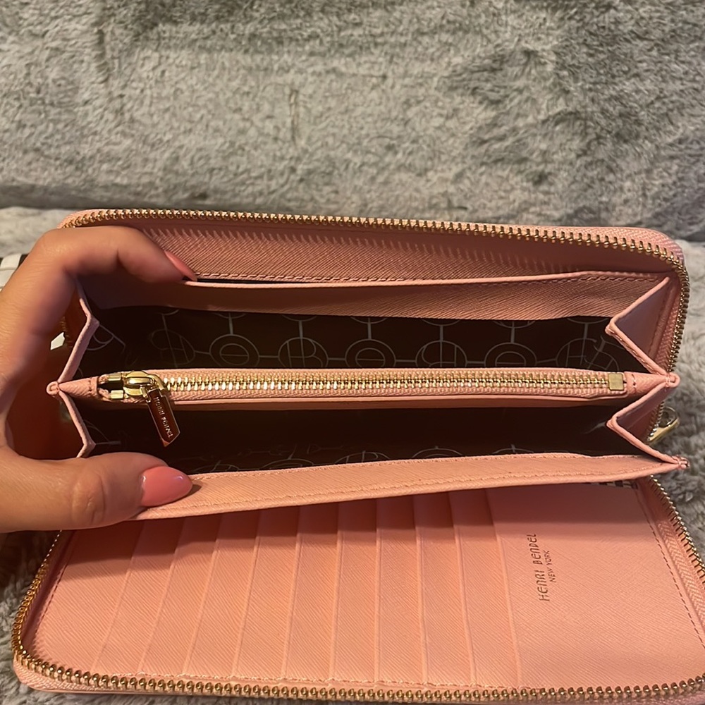 2x Host Pick 4/25 🎉🎊!! Henri Bendel Pink Floral Appliqué Long Wallet - Picture 8 of 10